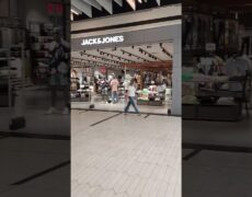Descubre las mejores tiendas para turistas en el Centro Comercial Valle Real en Santander